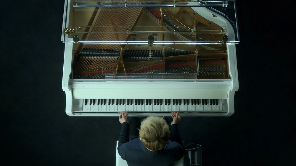 Pianis Randy Ryan Menghidupkan Kembali Nostalgia One Summer’s Day