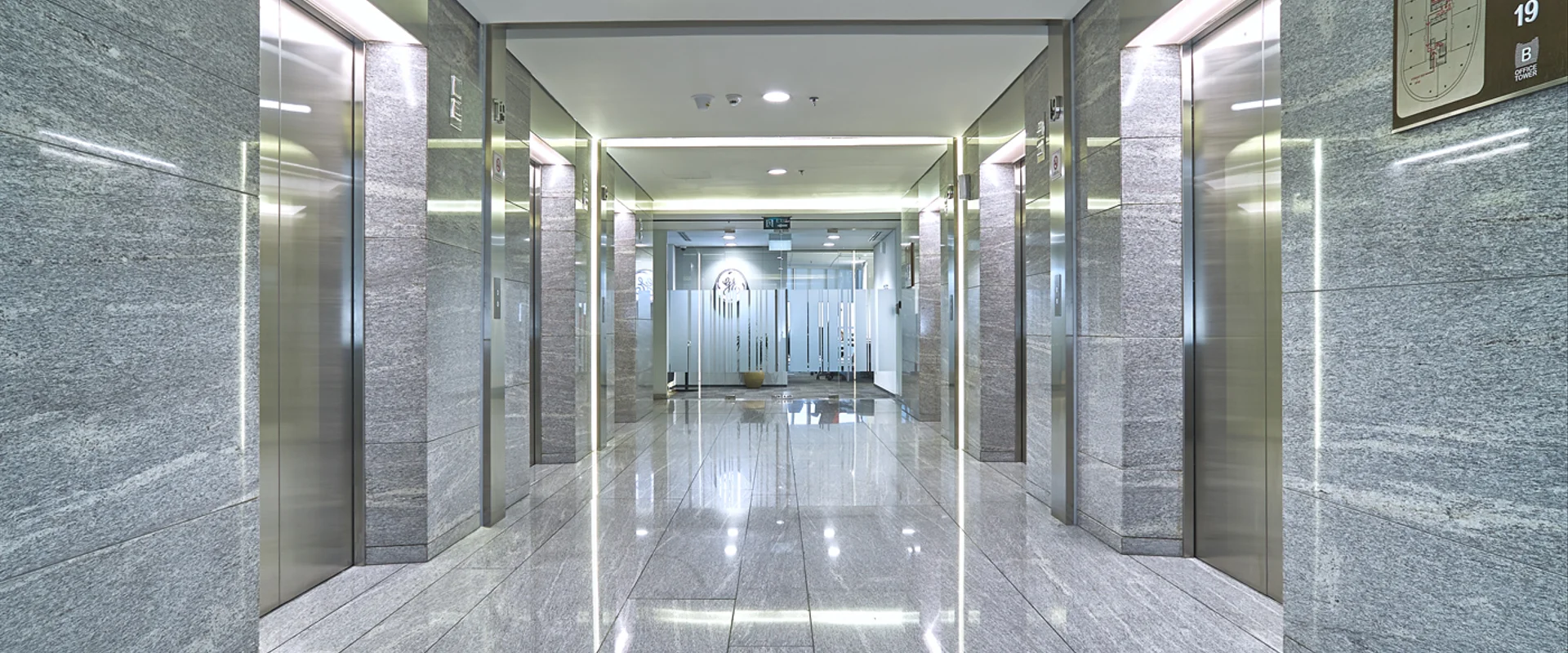 Perbedaan Keramik dan Granit yang Perlu Diketahui Arsitek