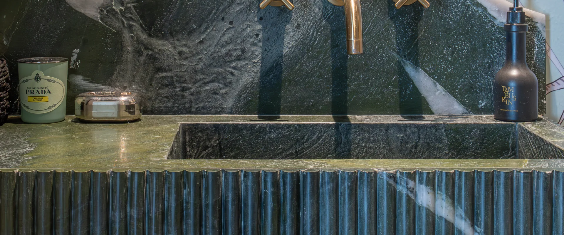 Warna Marmer yang Cocok untuk Kamar Mandi