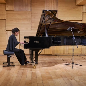 Pianist Myrna Setiawan Amazed Audiences at The Grand Atelier & Culture Center