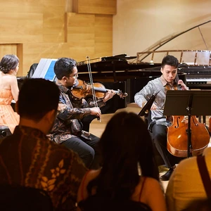 Piano Trio Recital: Pertunjukan Biga, Bryant dan Carla Memesona