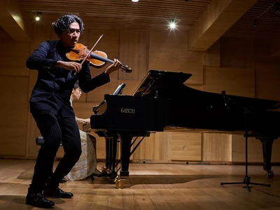 Bersiaplah! Alunan Biola Iskandar Widjaja Bakal Menyihir Warga Jakarta