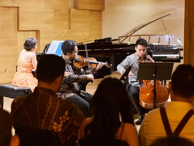 Piano Trio Recital: Pertunjukan Biga, Bryant dan Carla Memesona