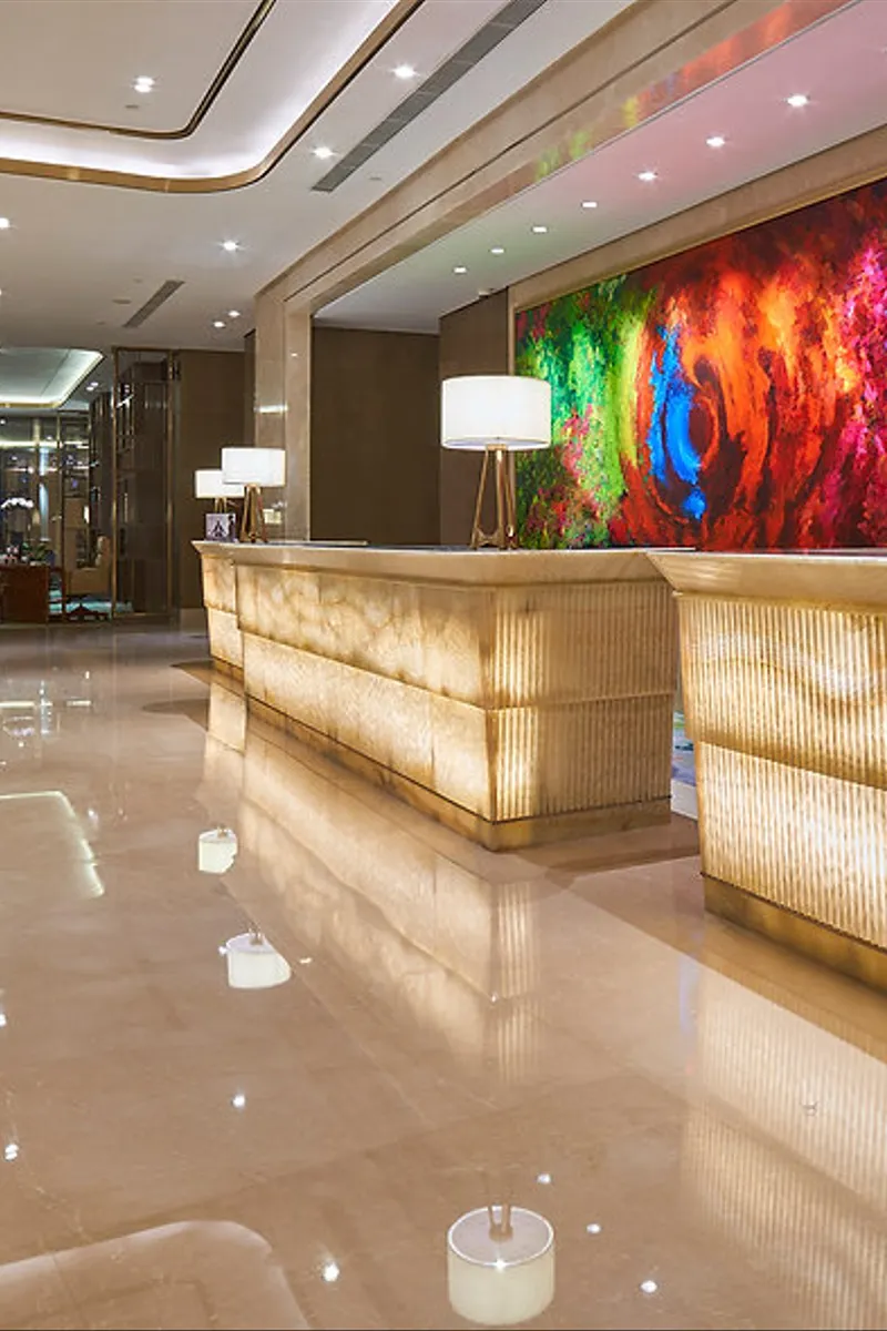 Berkenalan dengan Onyx, Si Cantik Tembus Cahaya