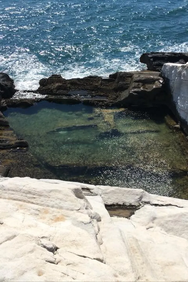 Keunikan Tambang Marmer Terbuka di Pulau Thassos, Yunani