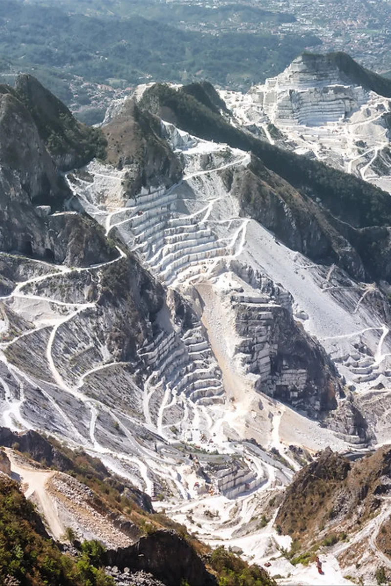 Sepenggal Kisah Marmer Tuscany yang Menarik untuk Anda Ketahui