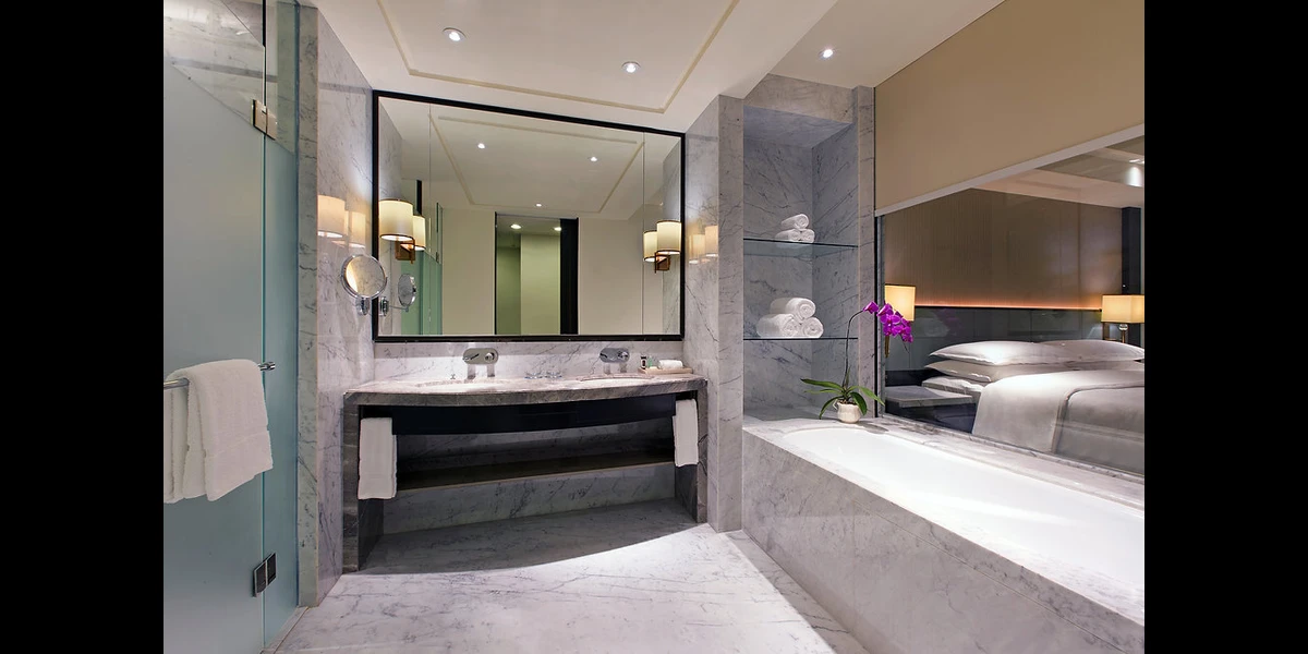 Inspirasi Desain Kamar Mandi Mewah Menggunakan Marmer