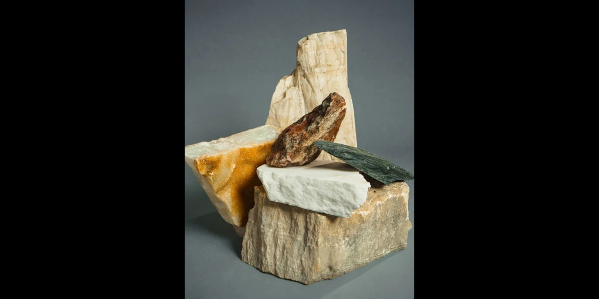 7 Alasan Memakai Batu Alam untuk Rumah Idaman