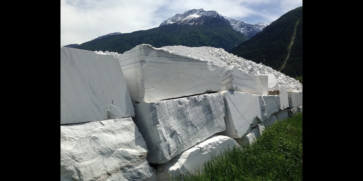 7 Faktor yang Mempengaruhi Harga Marmer