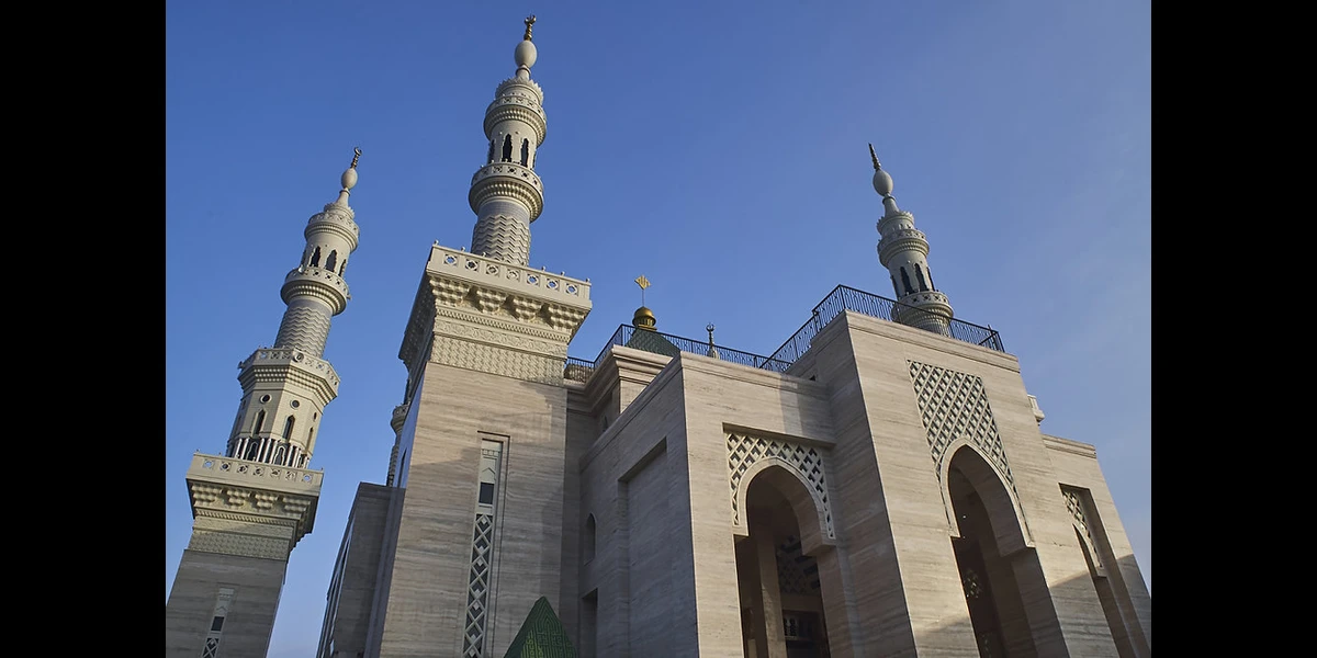 7 Manfaat Penggunaan Marmer Pada Bangunan Masjid