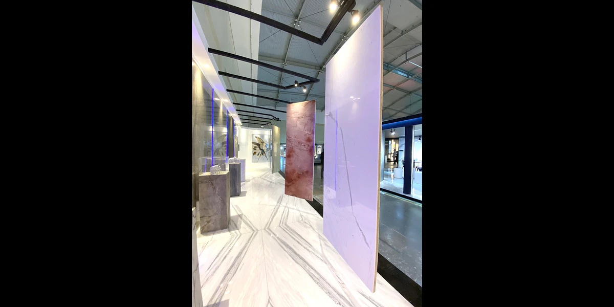 Ragam Inspirasi Pemasangan Marmer Tipis pada Hunian Mewah