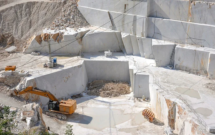 Tambang marmer Statuario, Carrara dan Calacatta.