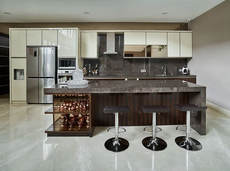 Aplikasi batu granit untuk dapur membuatnya jadi lebih cantik dan mewah.